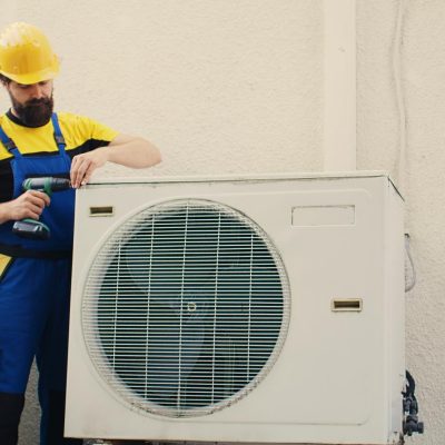 expert-wireman-works-air-conditioner_482257-80225